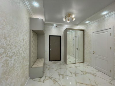 shkaf-v-prihozhuyu-na-zakaz-ot-proizvoditelya-130-foto-1